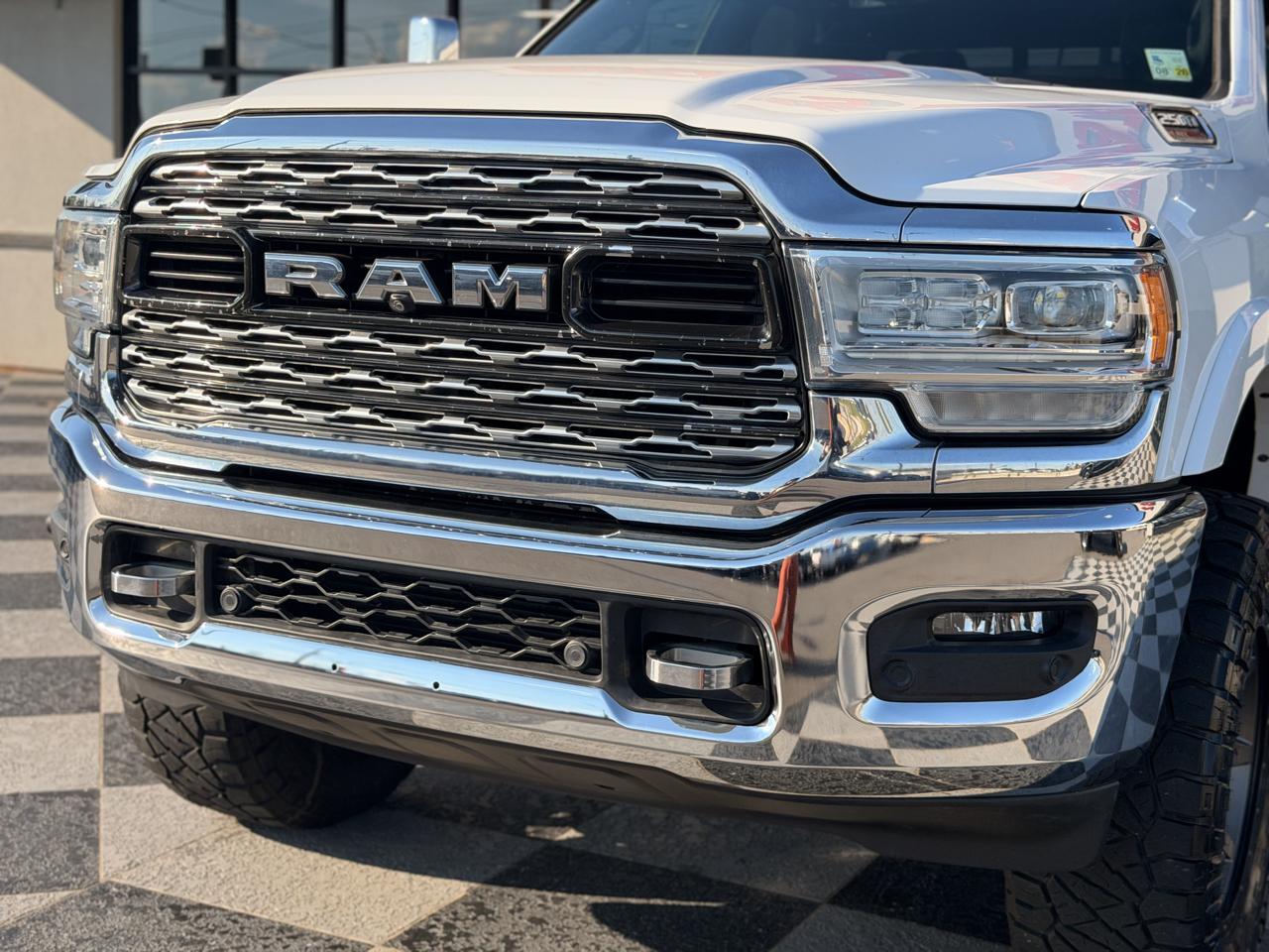RAM 2500 Limited Crew Cab SWB 4WD 2019