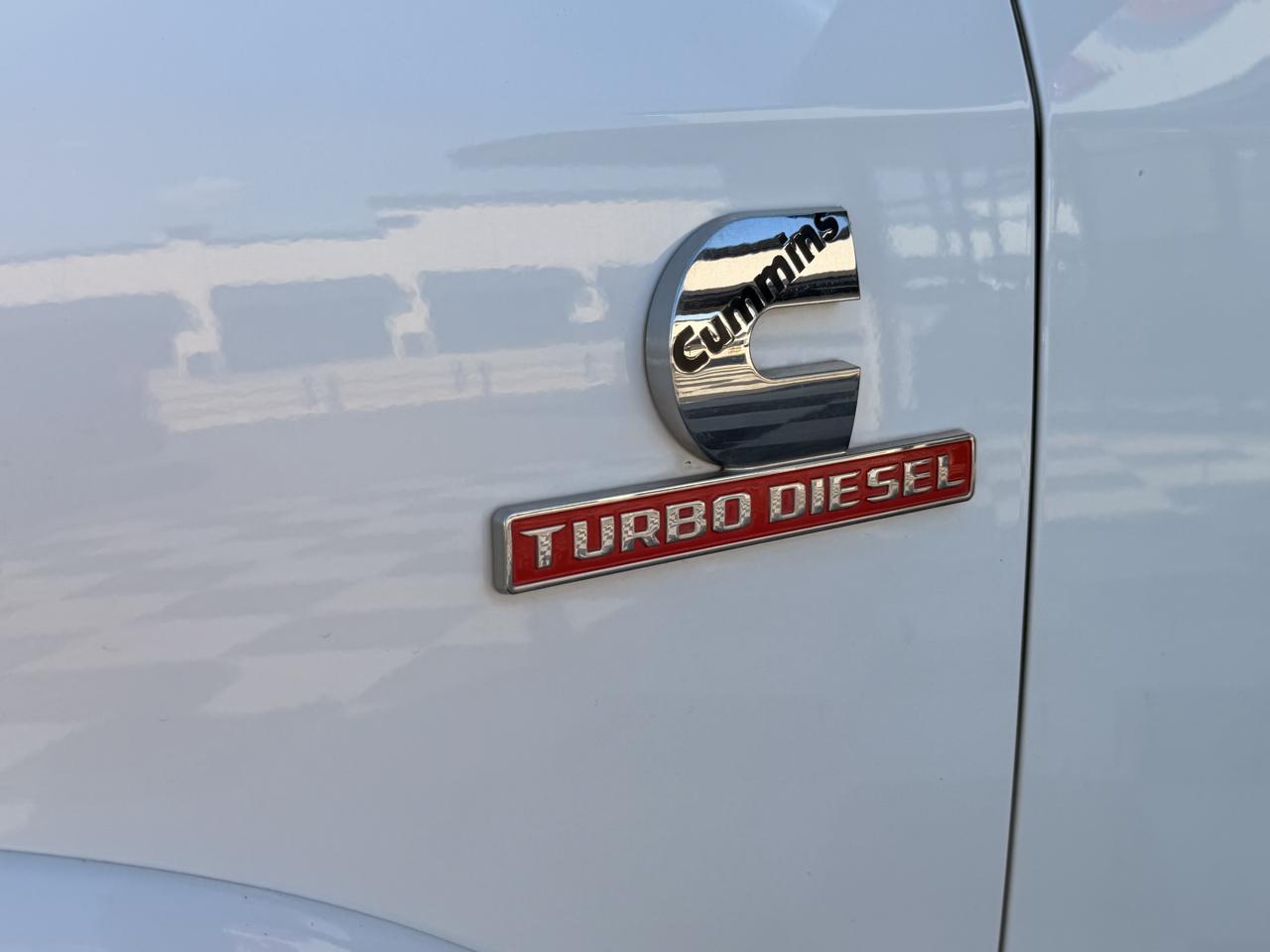 RAM 2500 Limited Crew Cab SWB 4WD 2019