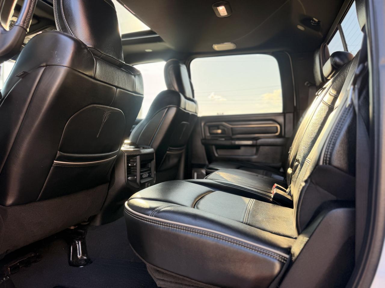 RAM 2500 Limited Crew Cab SWB 4WD 2019
