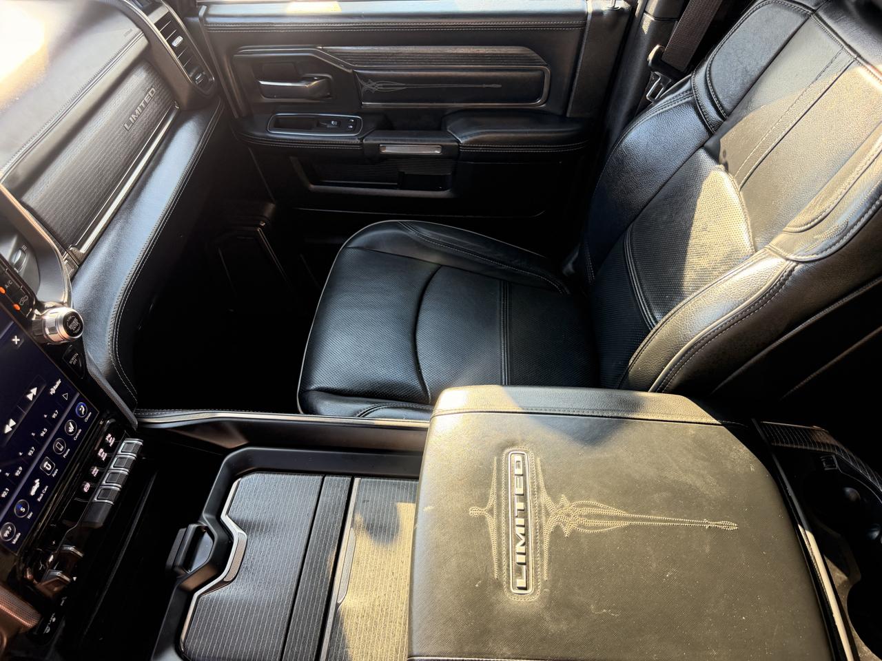 RAM 2500 Limited Crew Cab SWB 4WD 2019