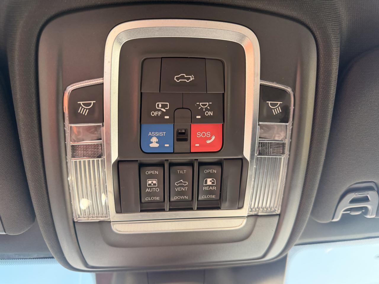 RAM 2500 Limited Crew Cab SWB 4WD 2019