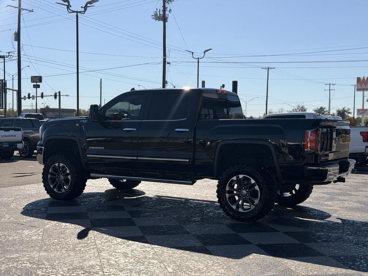 GMC Sierra photo 8