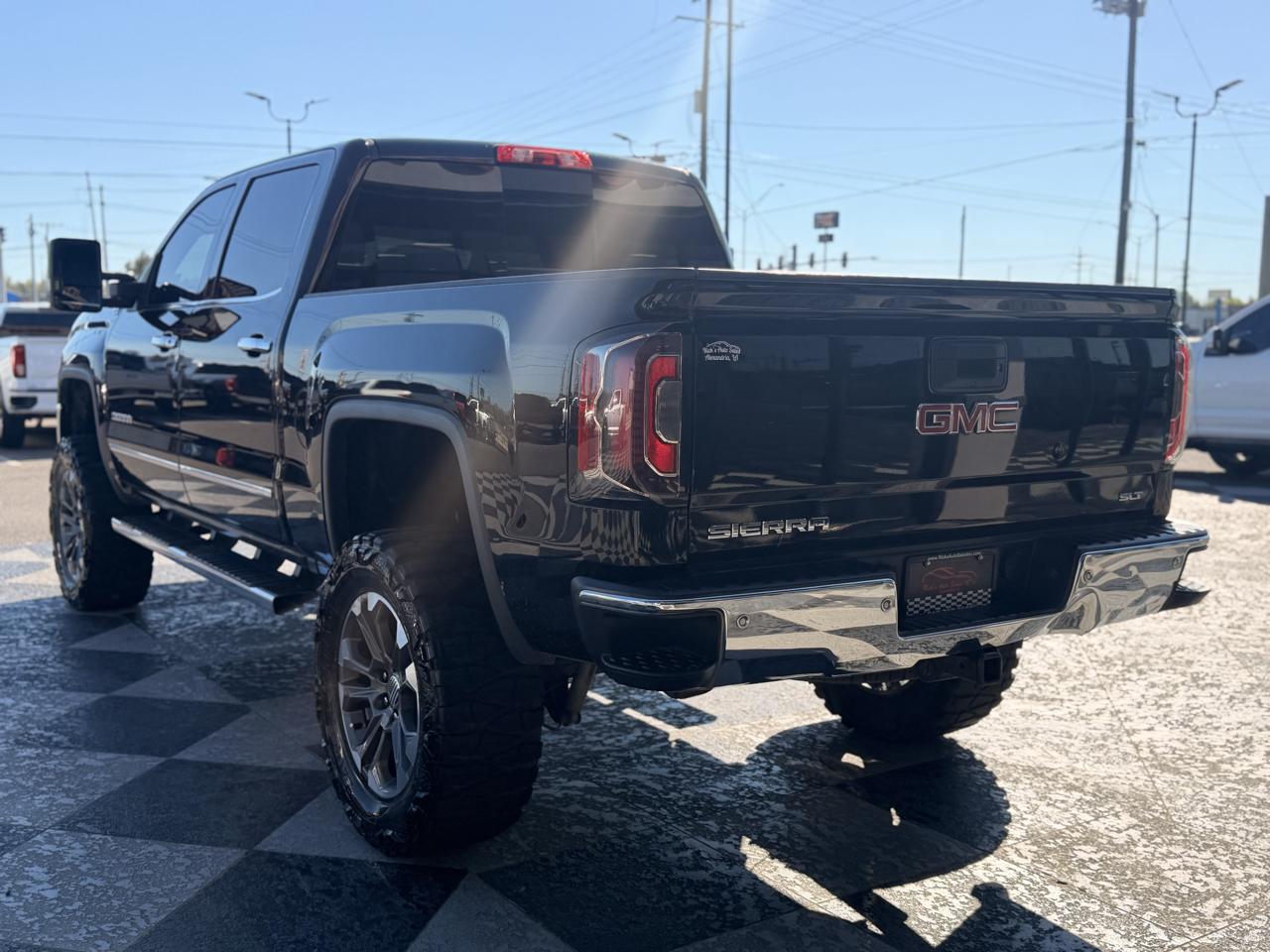 GMC Sierra photo 9