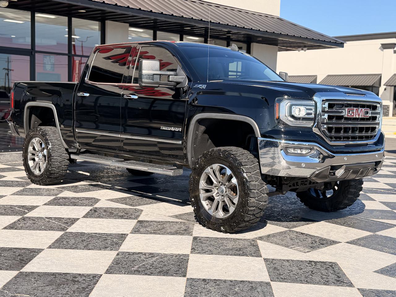 GMC Sierra photo 13