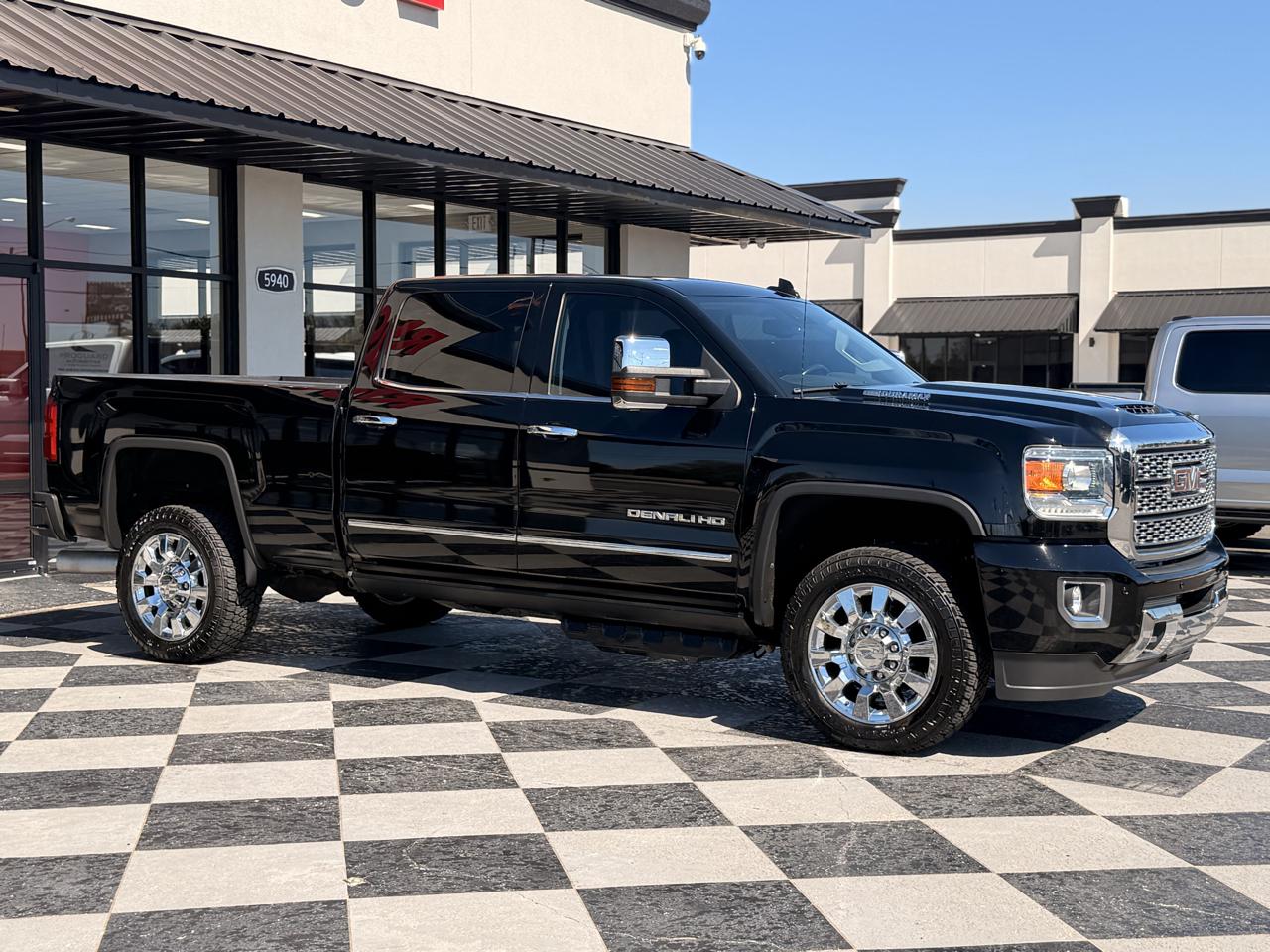 GMC Sierra 2500HD Denali Crew Cab 4WD 2018