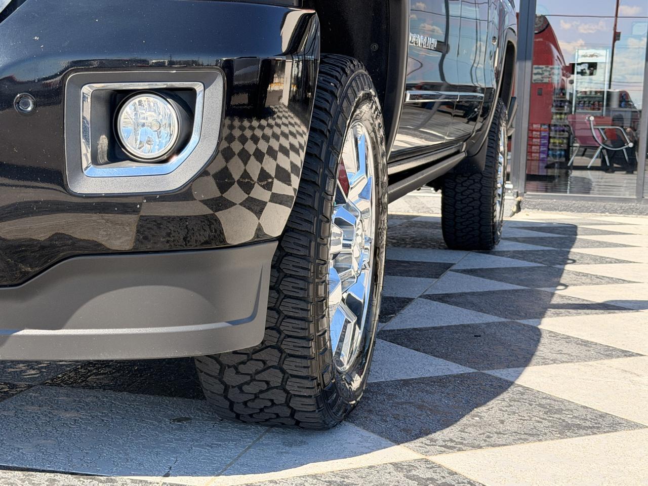 GMC Sierra 2500HD Denali Crew Cab 4WD 2018