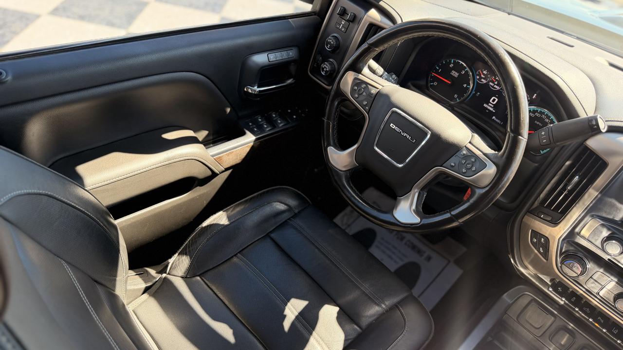 GMC Sierra 2500HD Denali Crew Cab 4WD 2018