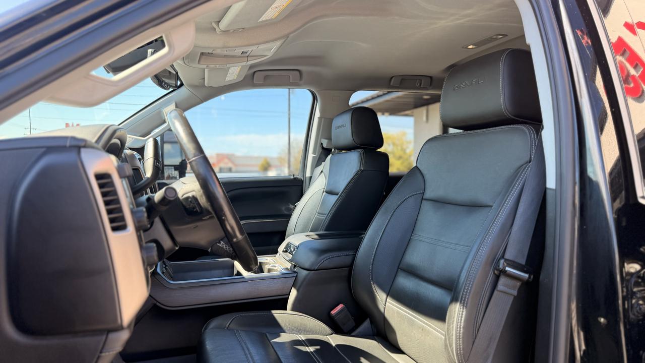GMC Sierra 2500HD Denali Crew Cab 4WD 2018