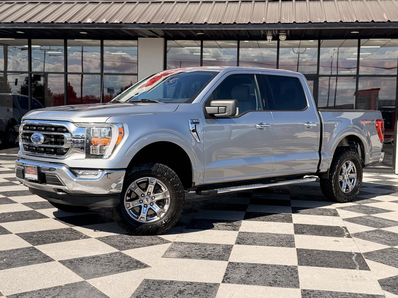 Ford F-150 XLT SuperCrew 4WD 2021