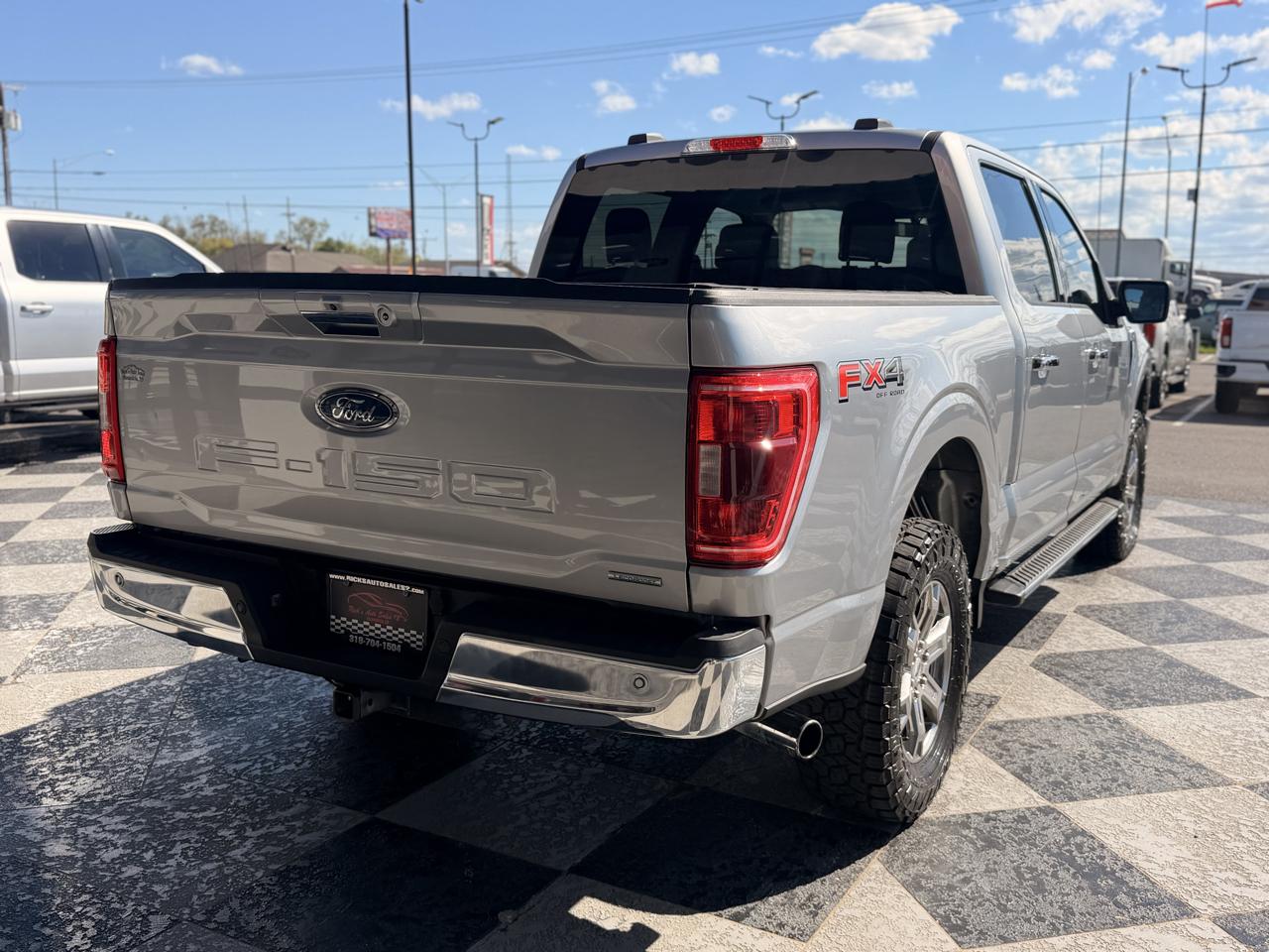 Ford F-150 XLT SuperCrew 4WD 2021