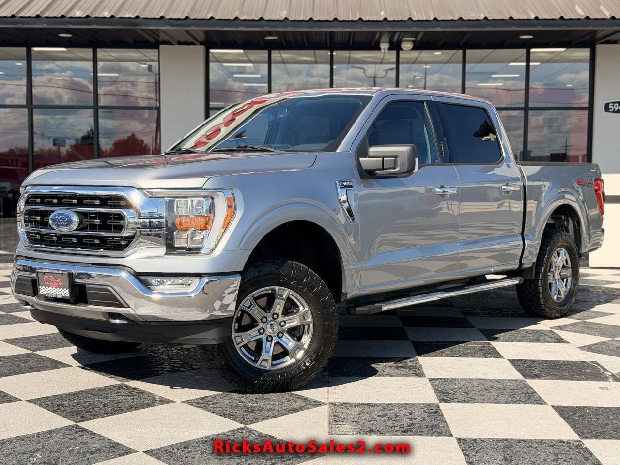Ford F-150 XLT SuperCrew 4WD 2021