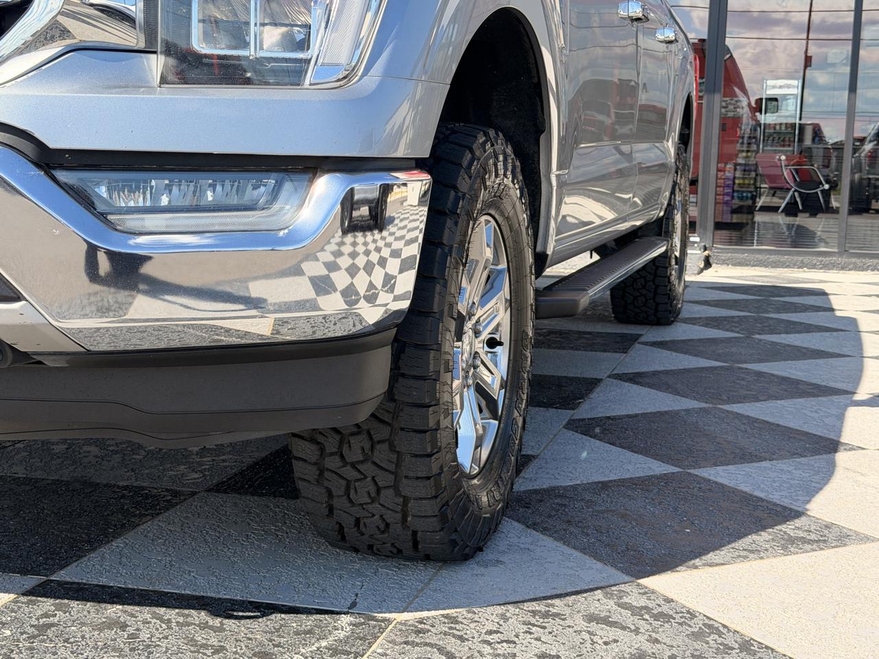 Ford F-150 XLT SuperCrew 4WD 2021