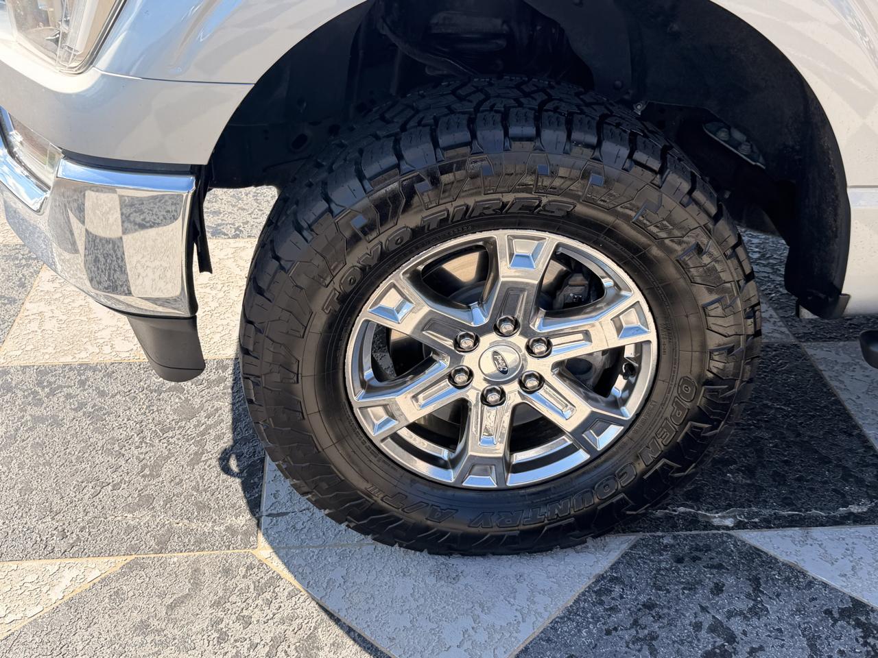 Ford F-150 XLT SuperCrew 4WD 2021