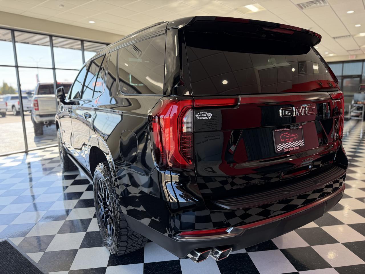 GMC Yukon AT4 Ultimate 4WD 2025