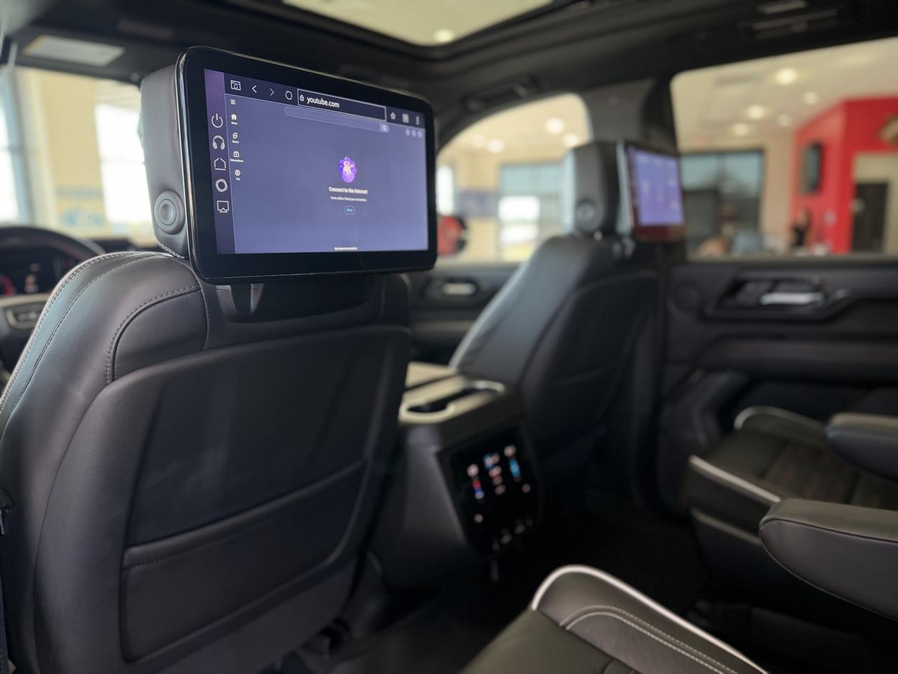 GMC Yukon AT4 Ultimate 4WD 2025