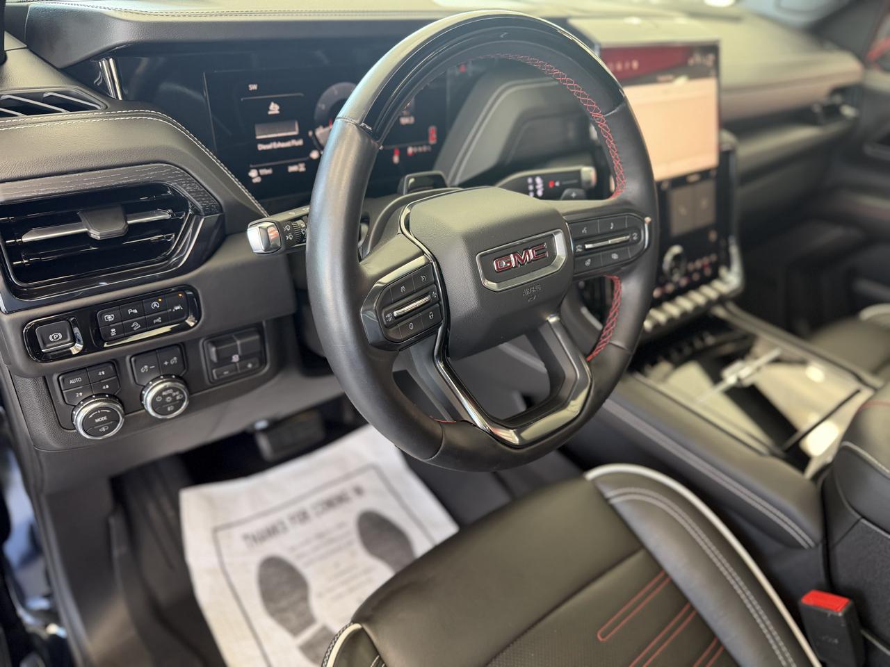 GMC Yukon AT4 Ultimate 4WD 2025
