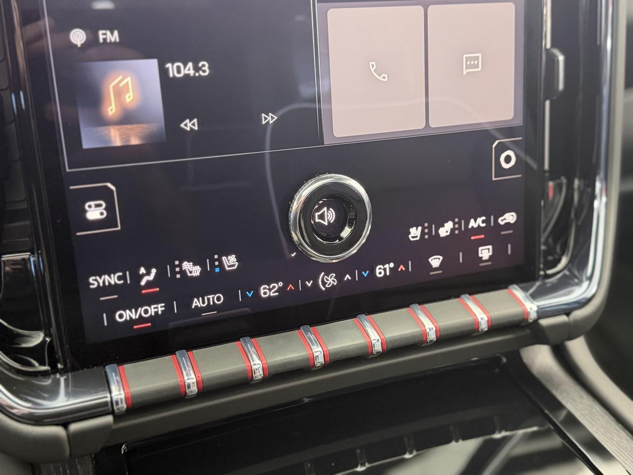 GMC Yukon AT4 Ultimate 4WD 2025