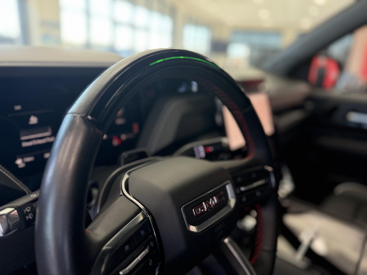 GMC Yukon AT4 Ultimate 4WD 2025