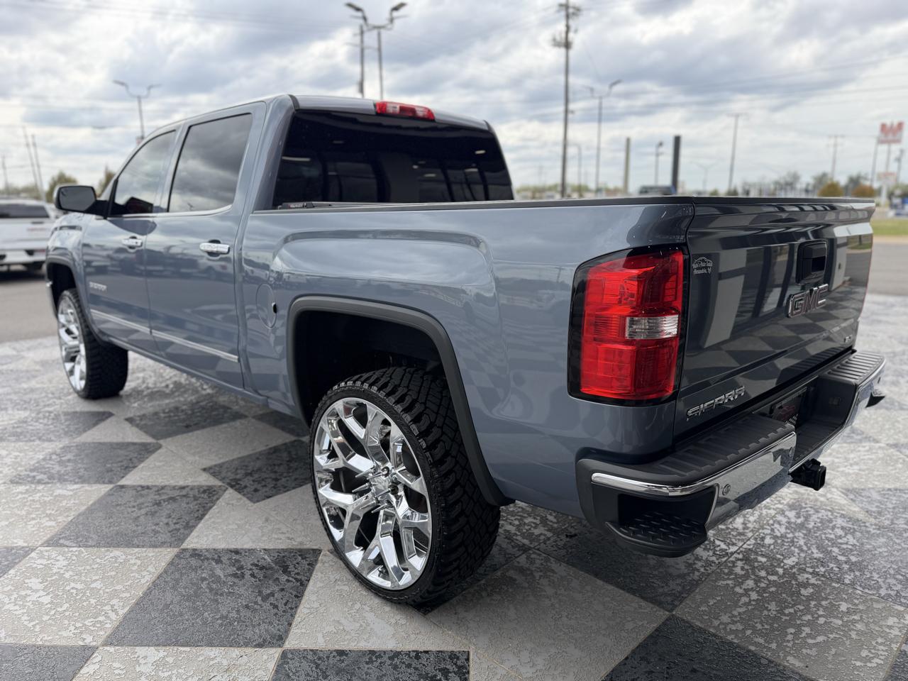 GMC Sierra 1500 SLT Crew Cab  Short Box 4WD 2015