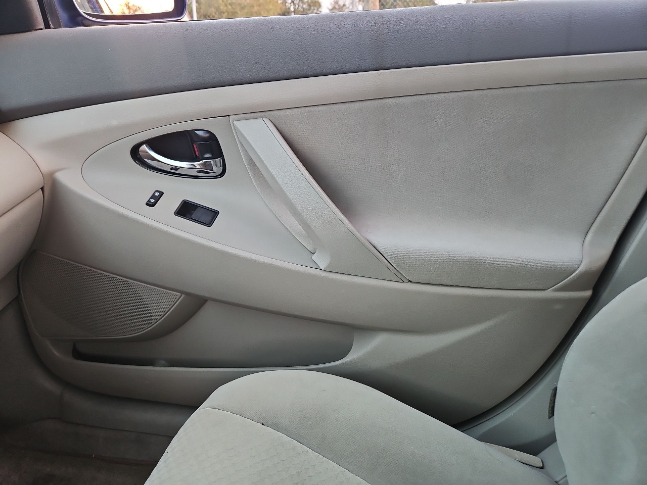 Toyota Camry 4dr Sdn I4 Auto LE (Natl) 2007