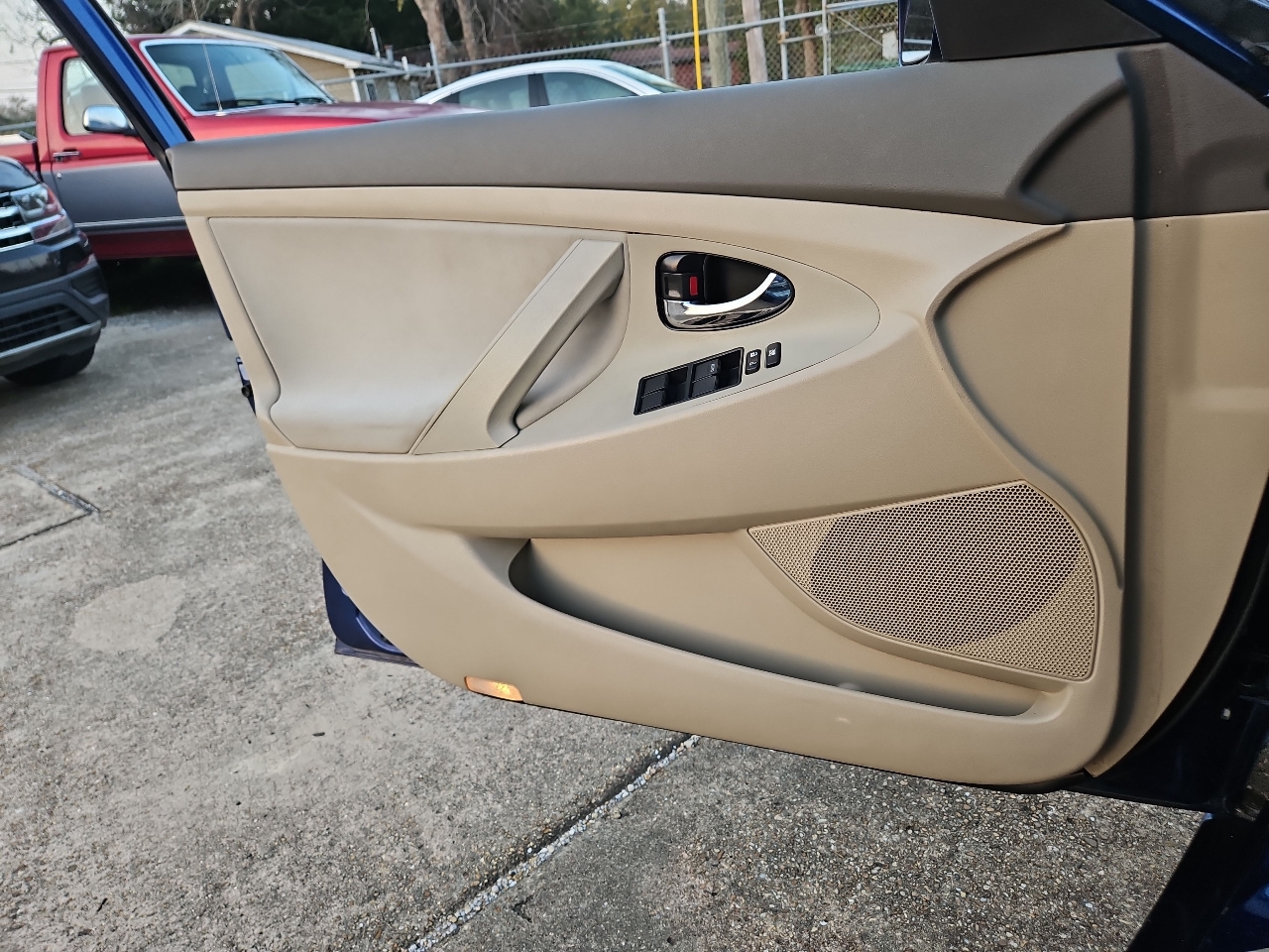 Toyota Camry 4dr Sdn I4 Auto LE (Natl) 2007