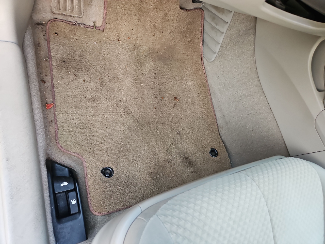 Toyota Camry 4dr Sdn I4 Auto LE (Natl) 2007