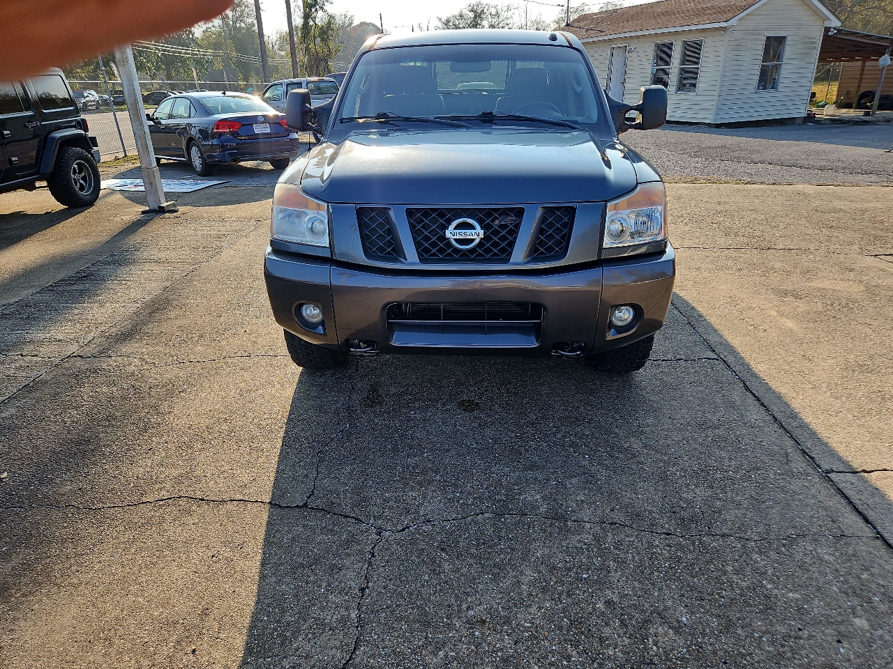 Nissan Titan PRO-4X Crew Cab 4WD SWB 2010