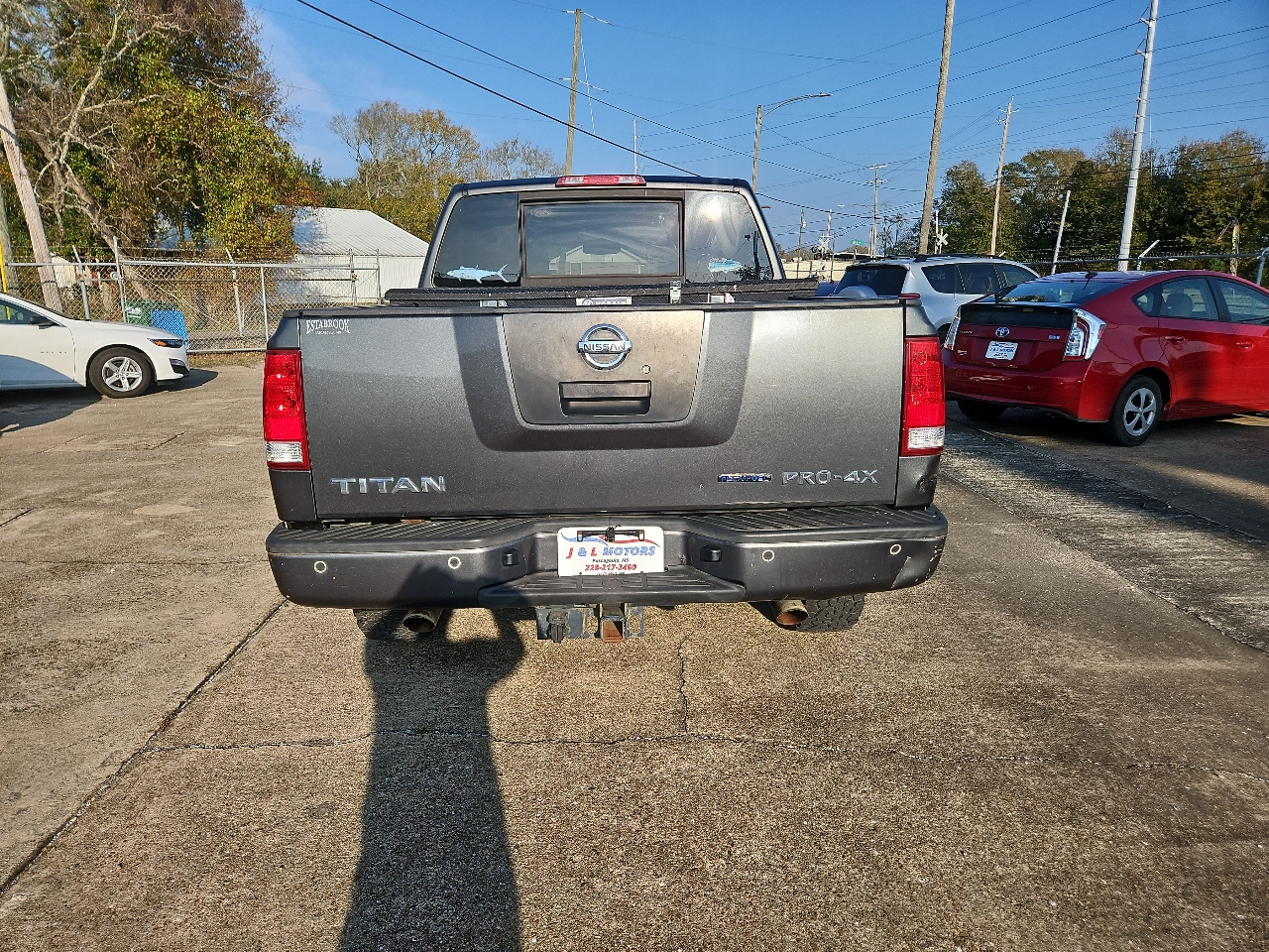 Nissan Titan PRO-4X Crew Cab 4WD SWB 2010