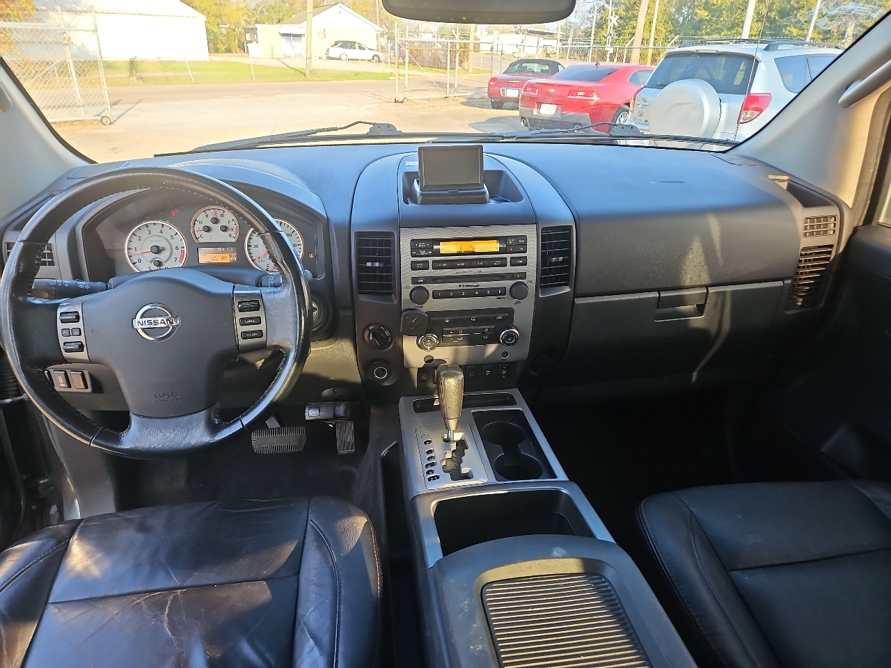 Nissan Titan PRO-4X Crew Cab 4WD SWB 2010