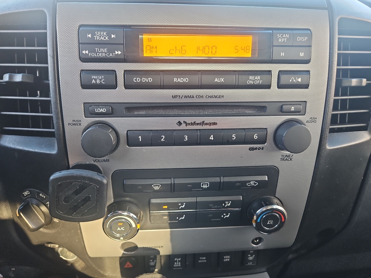 Nissan Titan PRO-4X Crew Cab 4WD SWB 2010