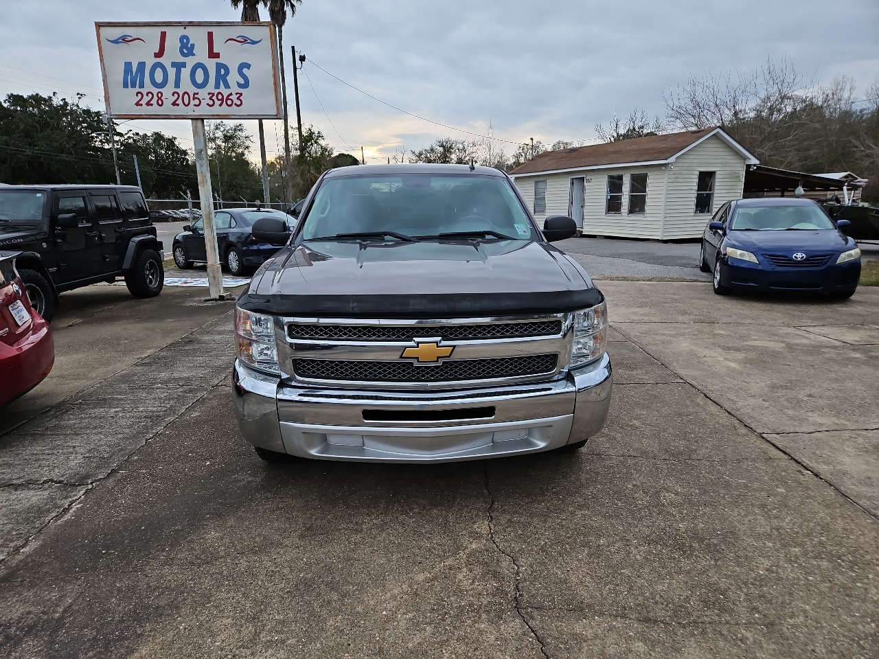 Chevrolet Silverado 1500 1LT Crew Cab 2WD 2013