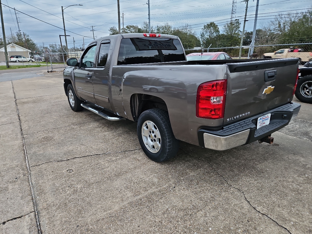 Chevrolet Silverado 1500 1LT Crew Cab 2WD 2013