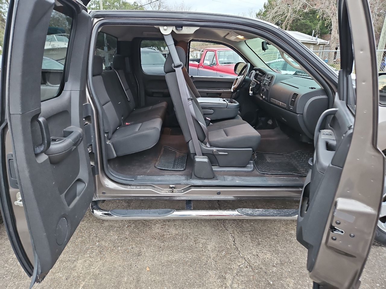 Chevrolet Silverado 1500 1LT Crew Cab 2WD 2013