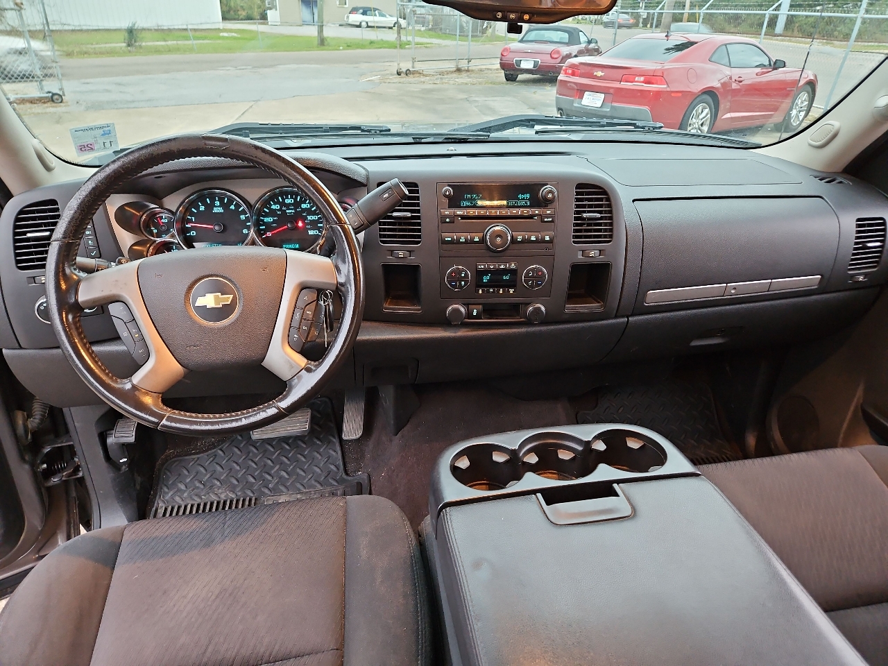 Chevrolet Silverado 1500 1LT Crew Cab 2WD 2013