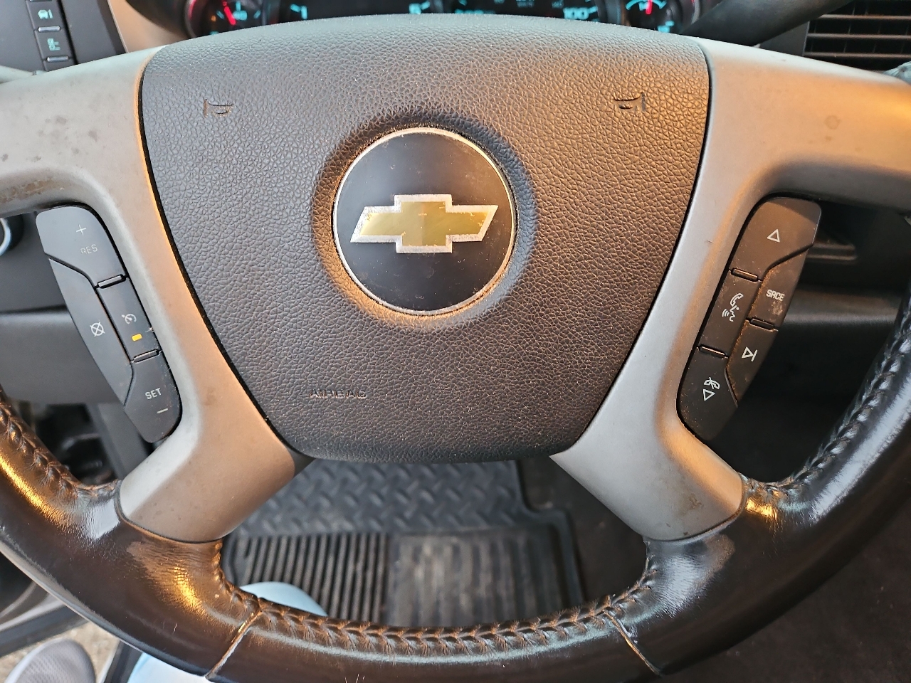 Chevrolet Silverado 1500 1LT Crew Cab 2WD 2013