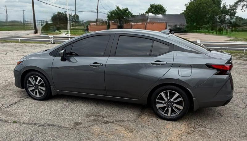 Nissan Versa SV 2024