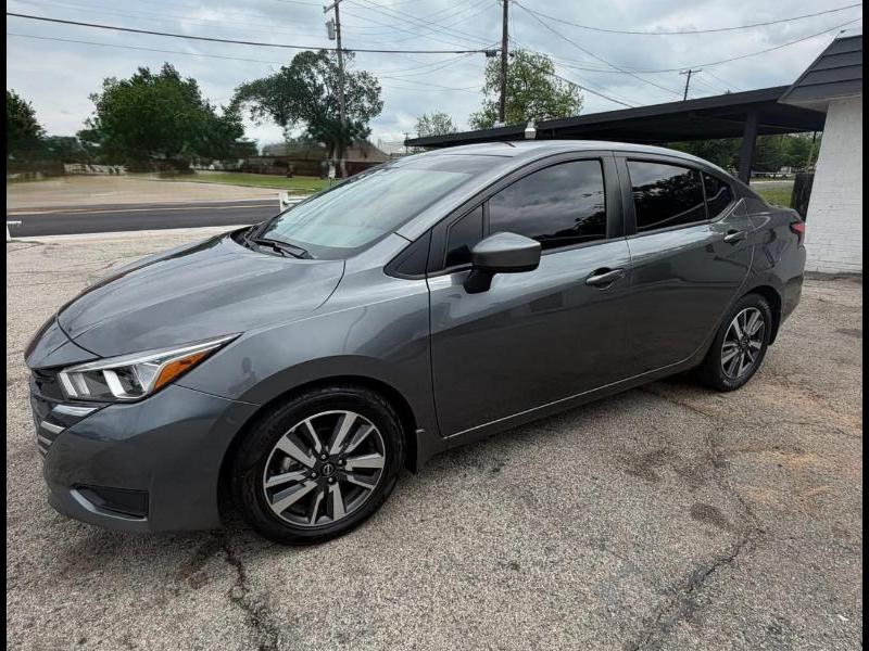 Nissan Versa SV 2024