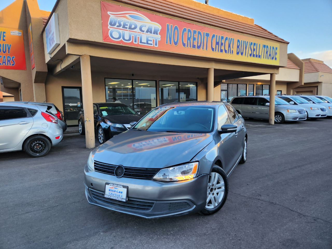 Volkswagen Jetta Sedan 4dr Auto SE w/Convenience PZEV 2012