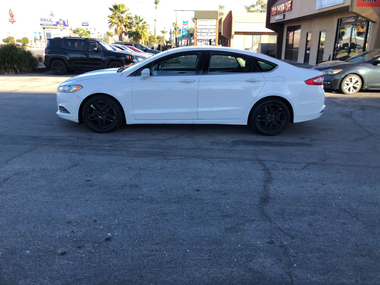 Ford Fusion 4dr Sdn SE FWD 2013