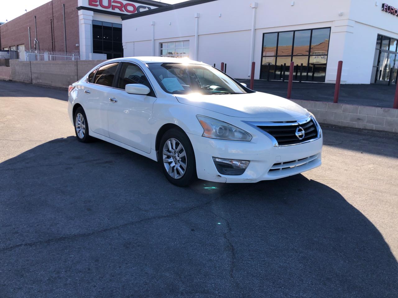 Nissan Altima 4dr Sdn I4 2.5 S 2014