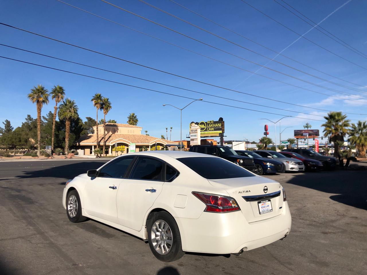 Nissan Altima 4dr Sdn I4 2.5 S 2014