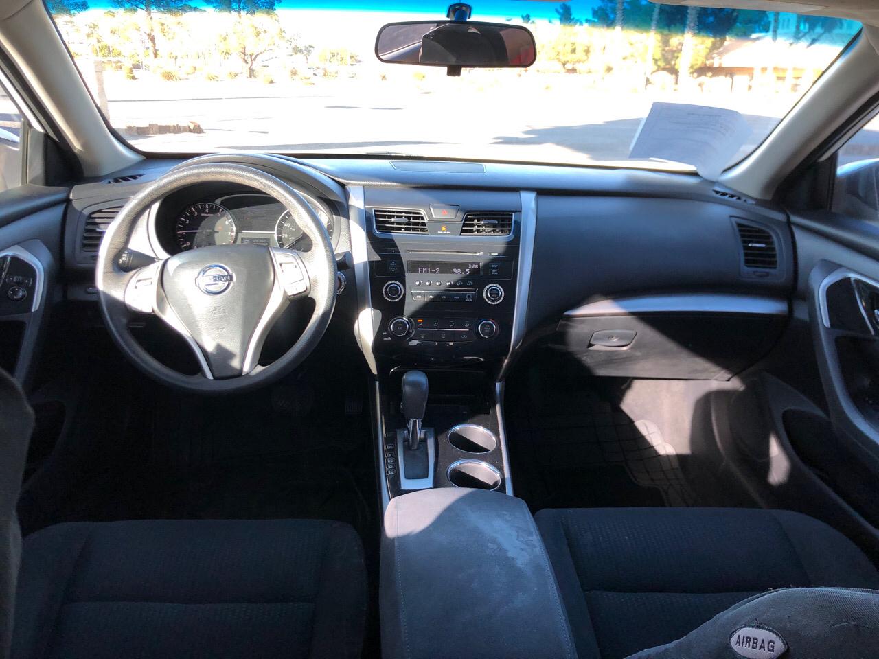 Nissan Altima 4dr Sdn I4 2.5 S 2014