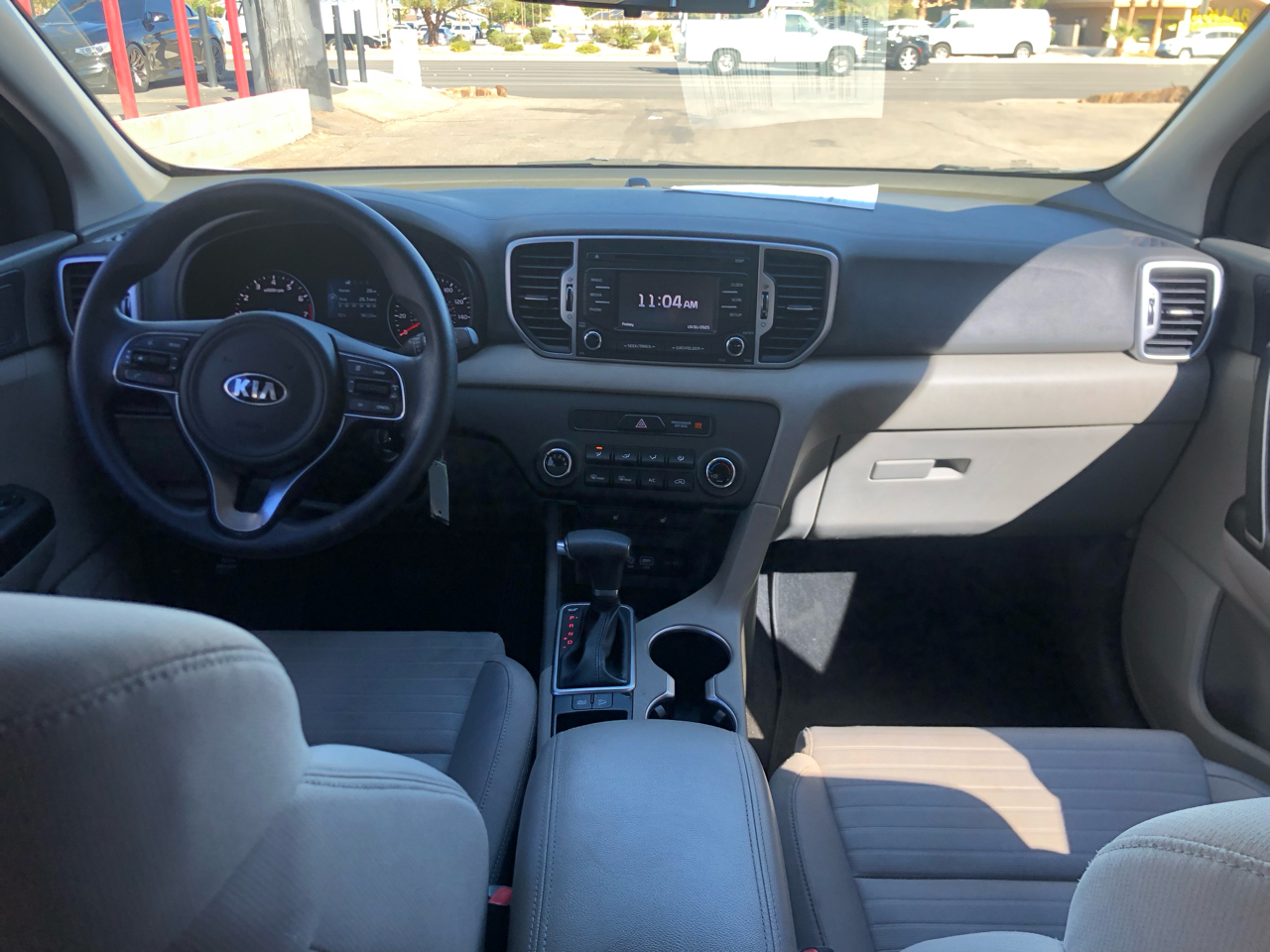 Kia Sportage LX FWD 2017 Kia Sportage LX FWD 2017