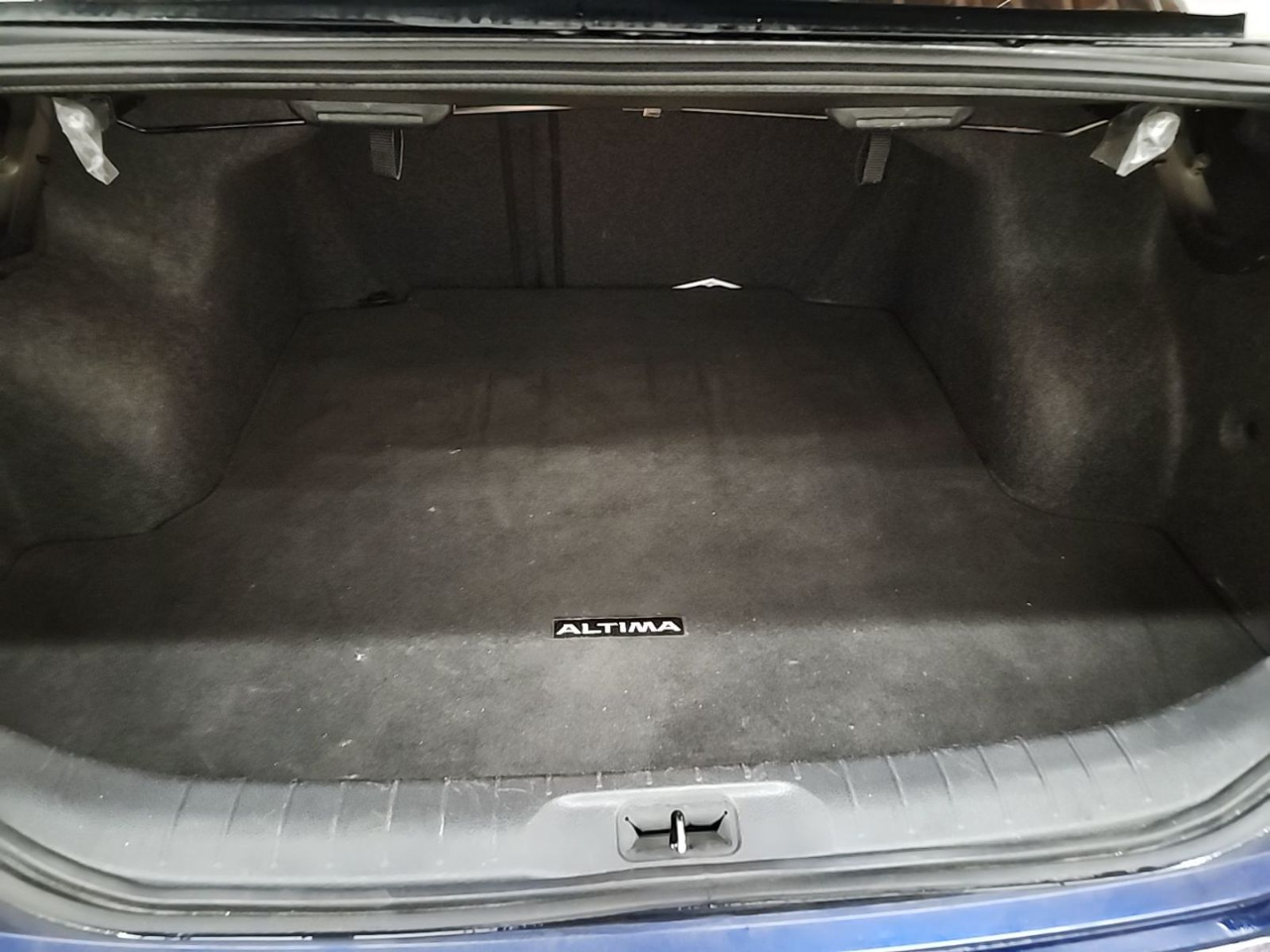 Nissan Altima 2.5 SR Sedan 2021 Nissan Altima 2.5 SR Sedan 2021