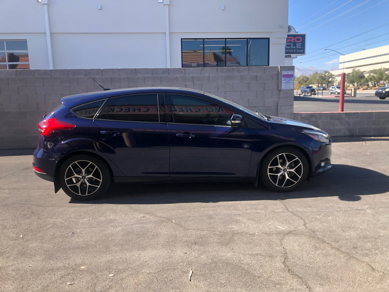 Ford Focus SEL Hatch 2017