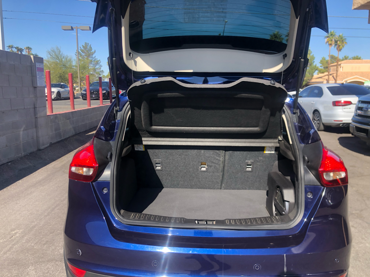 Ford Focus SEL Hatch 2017