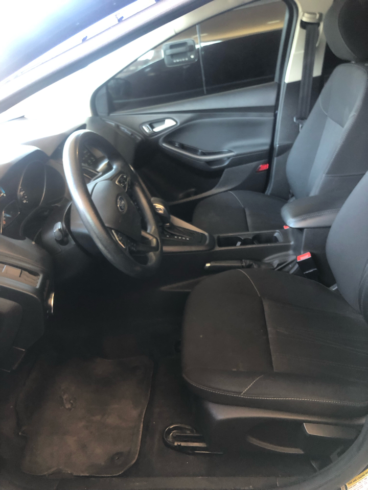 Ford Focus SEL Hatch 2017