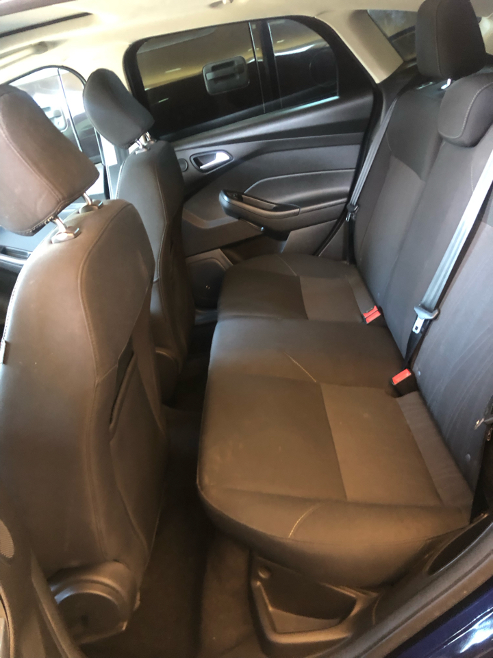 Ford Focus SEL Hatch 2017