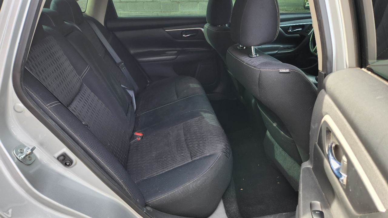 Nissan Altima 2.5 SV Sedan 2017