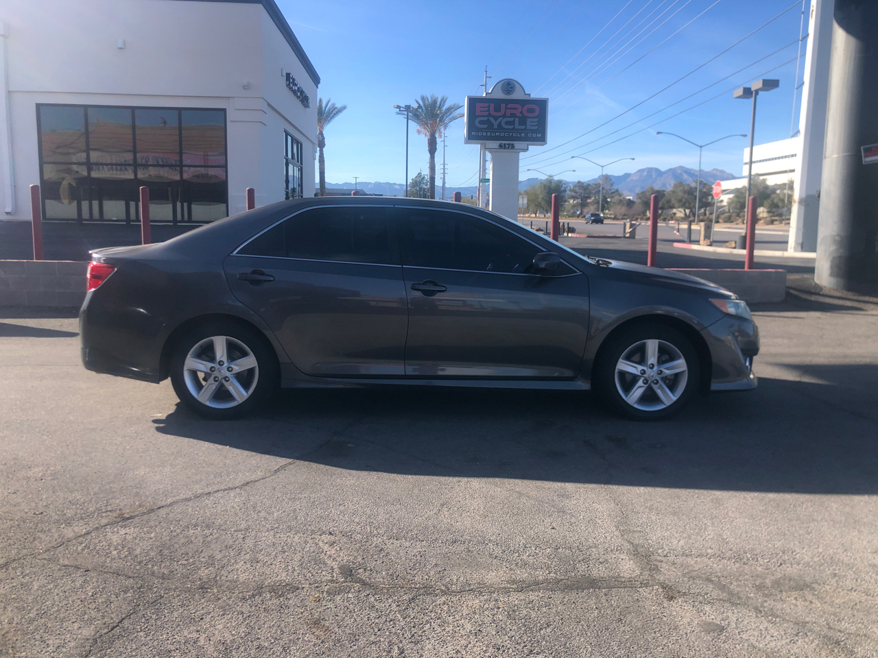 Toyota Camry 2014.5 4dr Sdn I4 Auto SE Sport (Natl) 2014